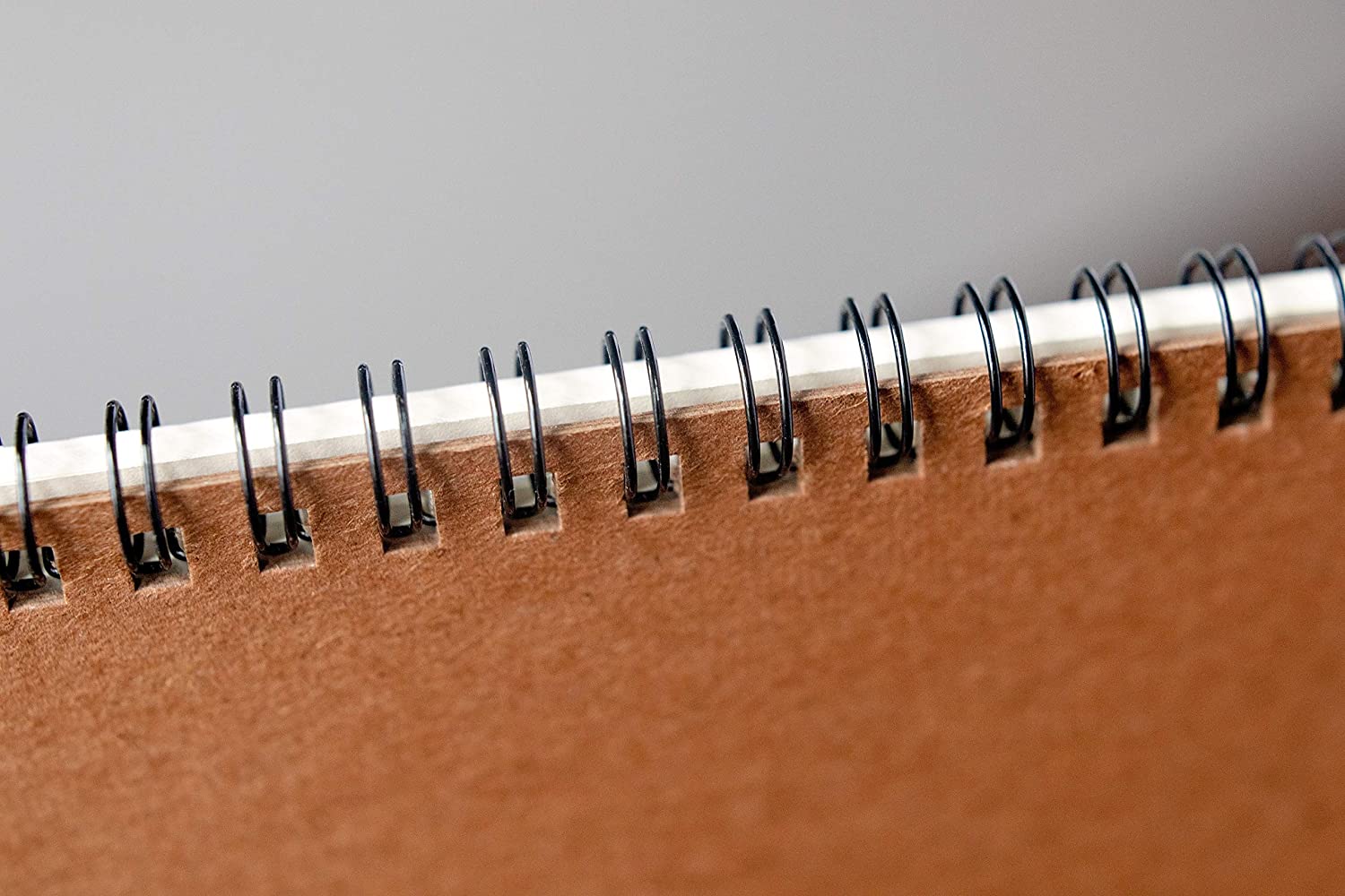 Strathmore 400 Series Drawing Pad, 9"x12"/22.9 x 30.5 cm, Ivory/Cream, 24 Sheets