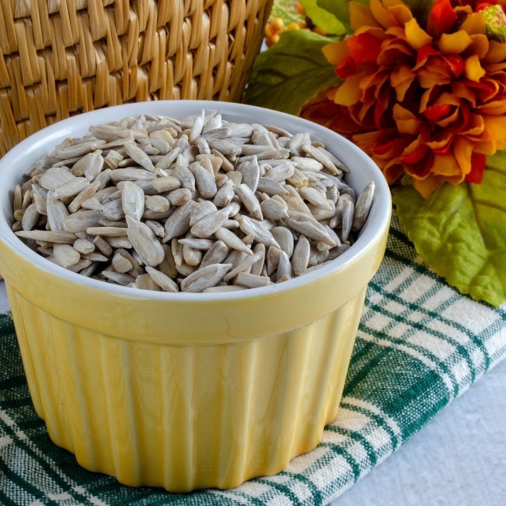 Radiant Whole Food Organic Sunflower Kernel 200g | High Protein Seeds | Vitamin E, B & D