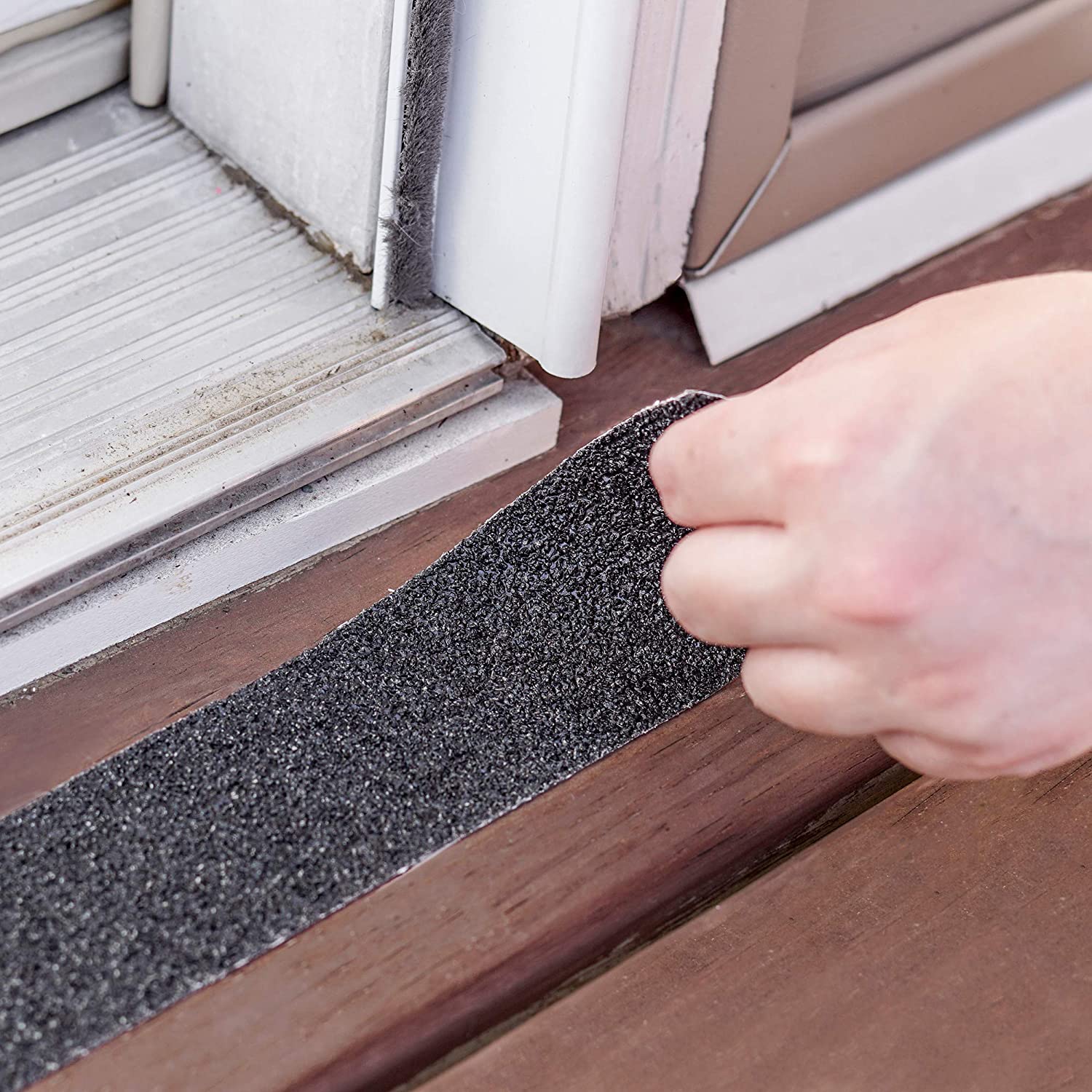 Gorilla Anti-Slip Tread Tape [3m x 5cm]