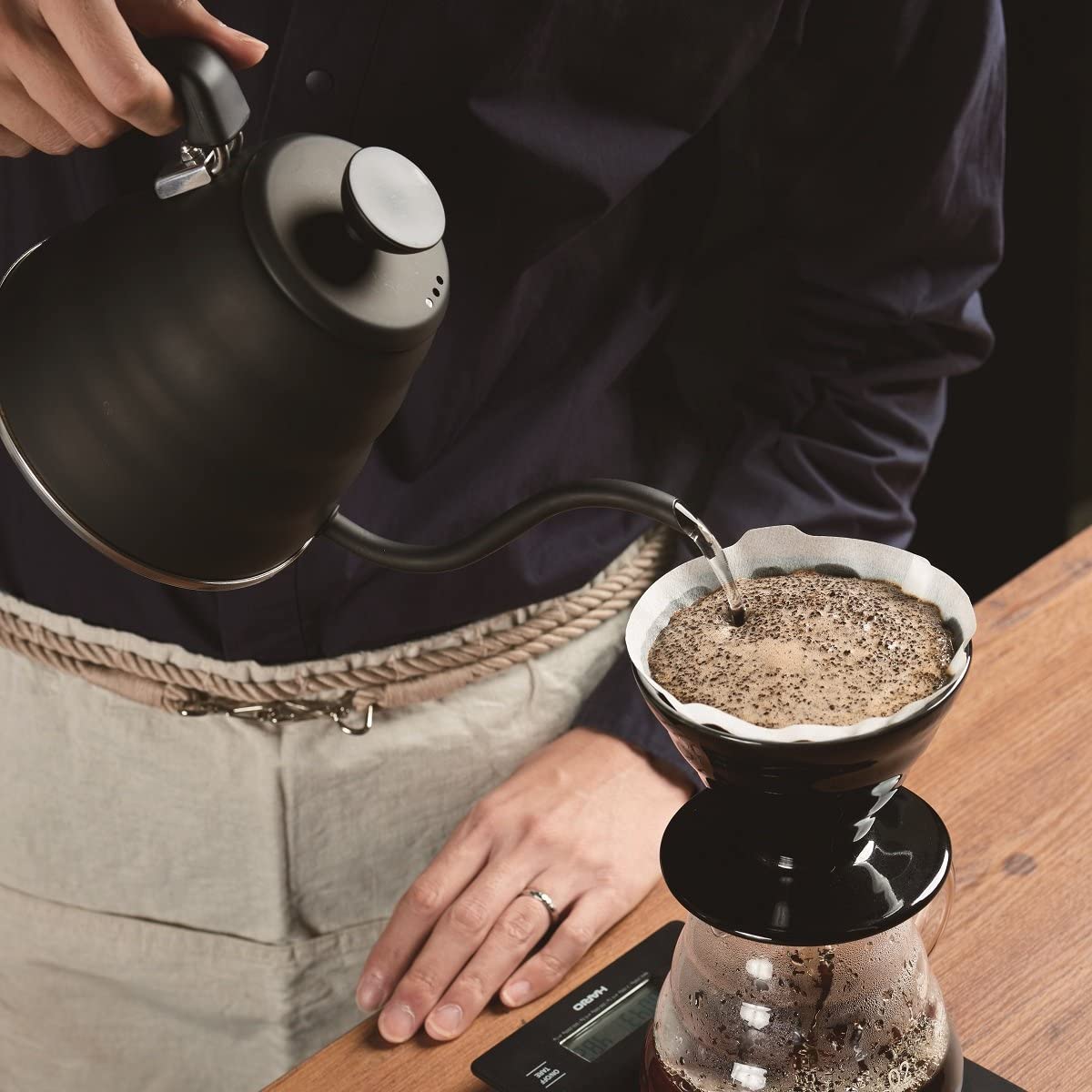 Hario V60 Black Ceramic Dripper 02 [Tetsu Kasuya Model]