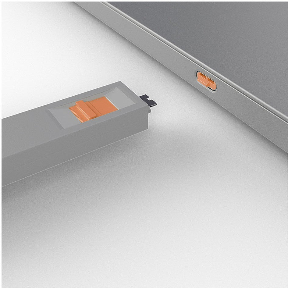 Lindy USB-C Port Blocker Orange 40428 (4 Pack + 1 Key) Thunderbolt 3 Security Lock