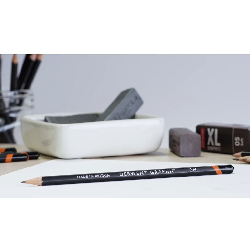 Derwent Graphic Medium Pencil Set 12pc 6B to 4H - Drawing & Sketching Versatile Set