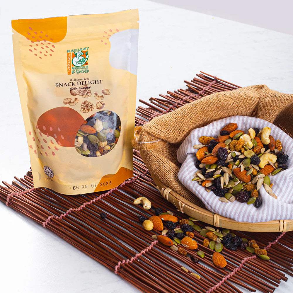 Radiant Whole Food Snack Delight 200g | Non-Roasted Trail Mix | Gluten Free | Organic Nuts & Seeds