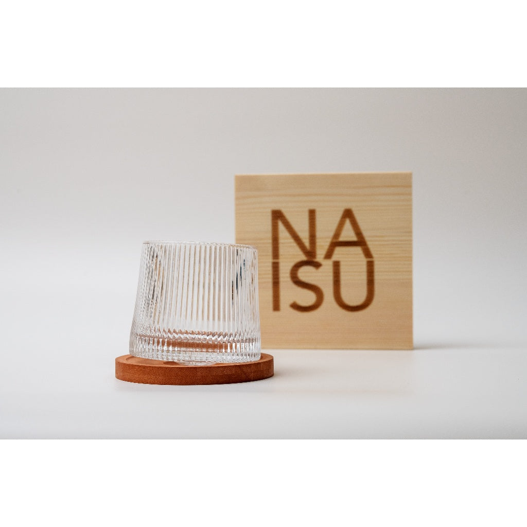 NAISU N1 Diamond Clear Ice Making Starter Kit Perfect for Gifting Discerning Pour