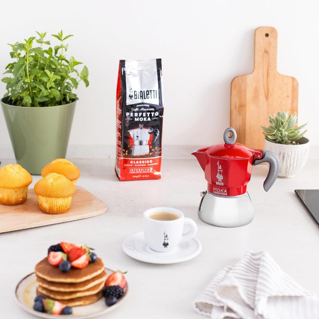 Bialetti Moka Induction Stovetop Coffee Maker, 4 Cups (150ml of Coffee) – Red