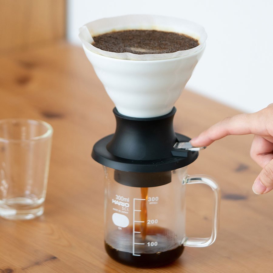 HARIO White Immersion Dripper Switch Size 02 – Ceramic Coffee Dripper Made in Japan (200ml)